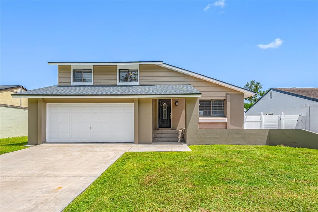 16119 COPPERFIELD DRIVE TAMPA, FL 33618
