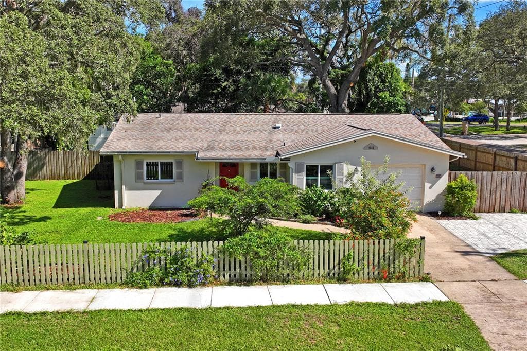 1282 PALM STREET CLEARWATER, FL 33755