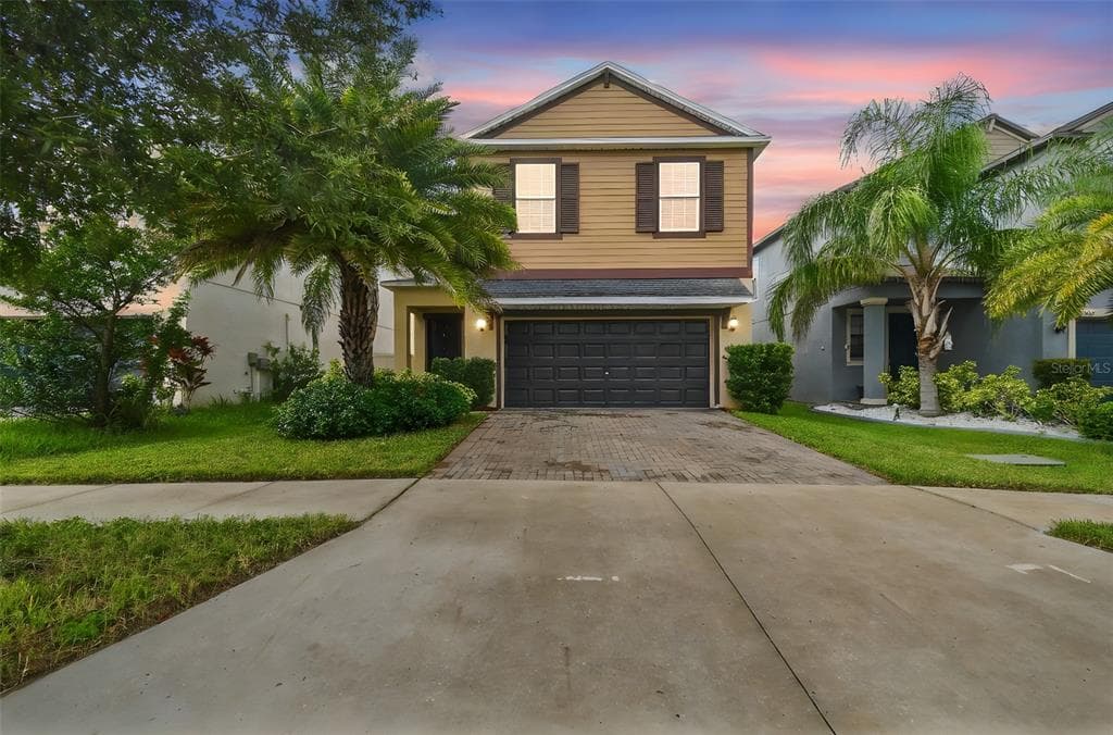 10011 IVORY DRIVE RUSKIN, FL 33573