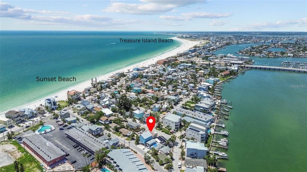 205 BAY PLAZA TREASURE ISLAND, FL 33706