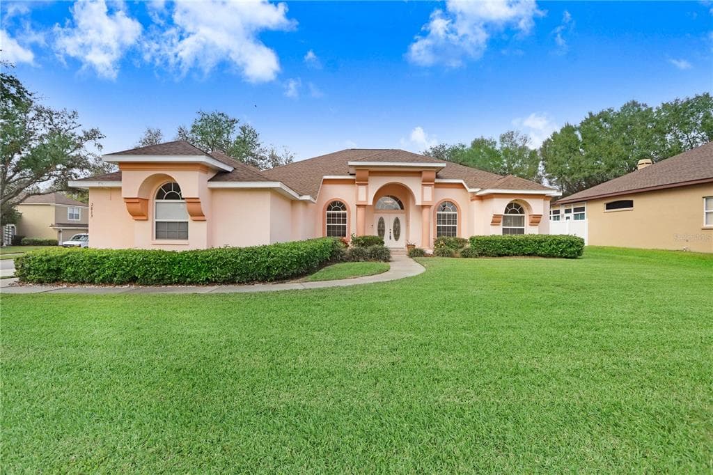 2813 NORWOOD HILLS LANE VALRICO, FL 33596
