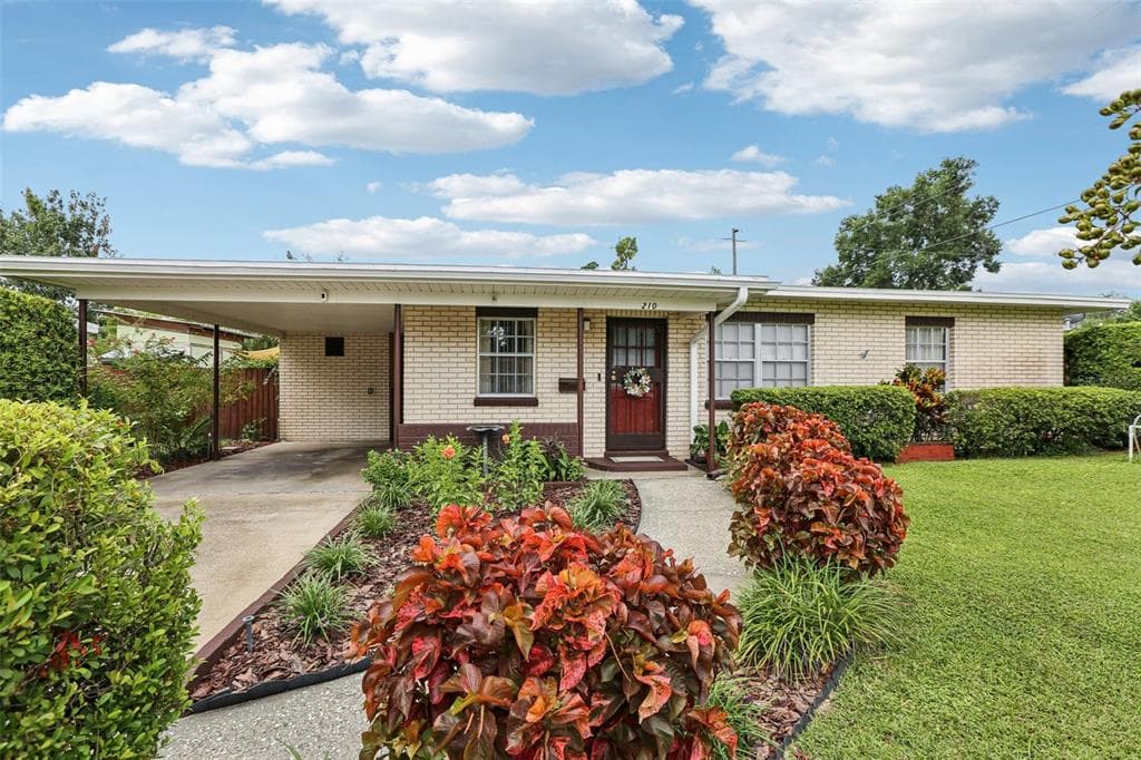 210 W 101ST AVENUE TAMPA, FL 33612