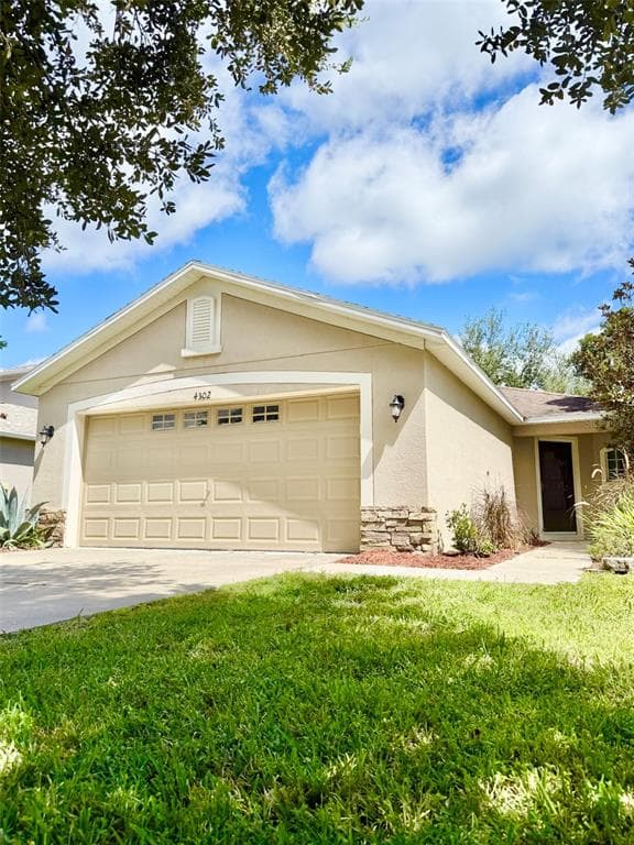 4302 ENGLISH TURN WAY WESLEY CHAPEL, FL 33543