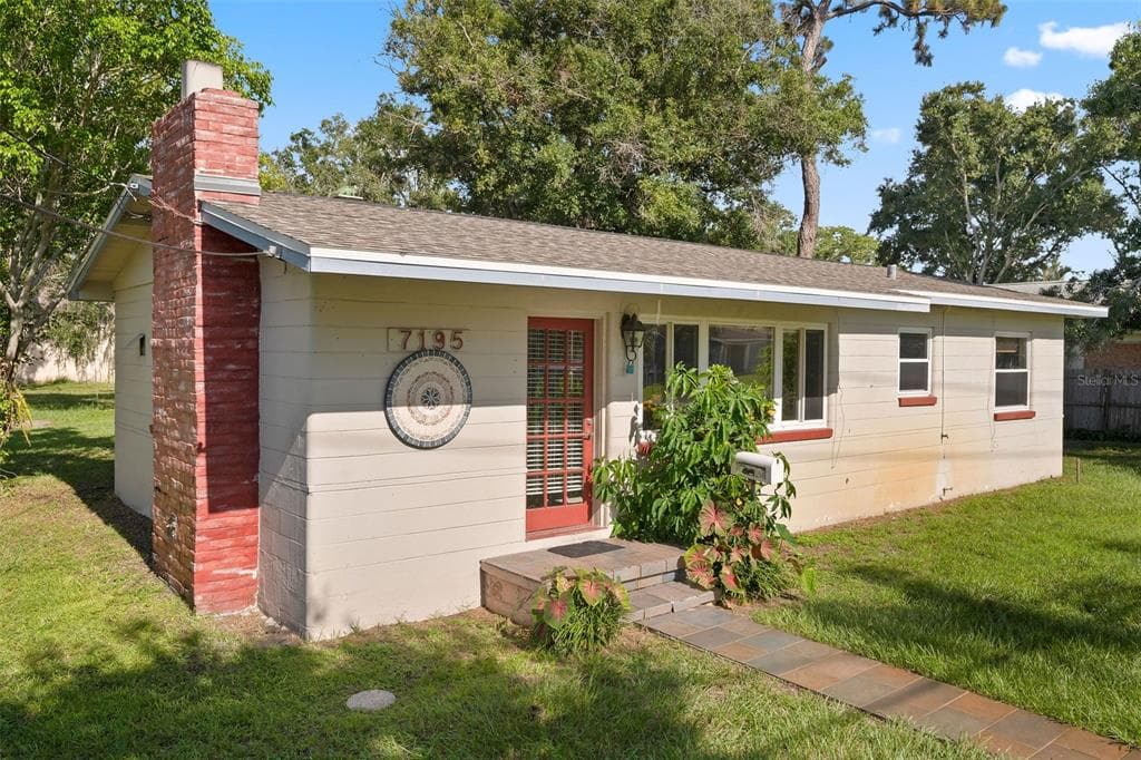 7195 65TH STREET N PINELLAS PARK, FL 33781