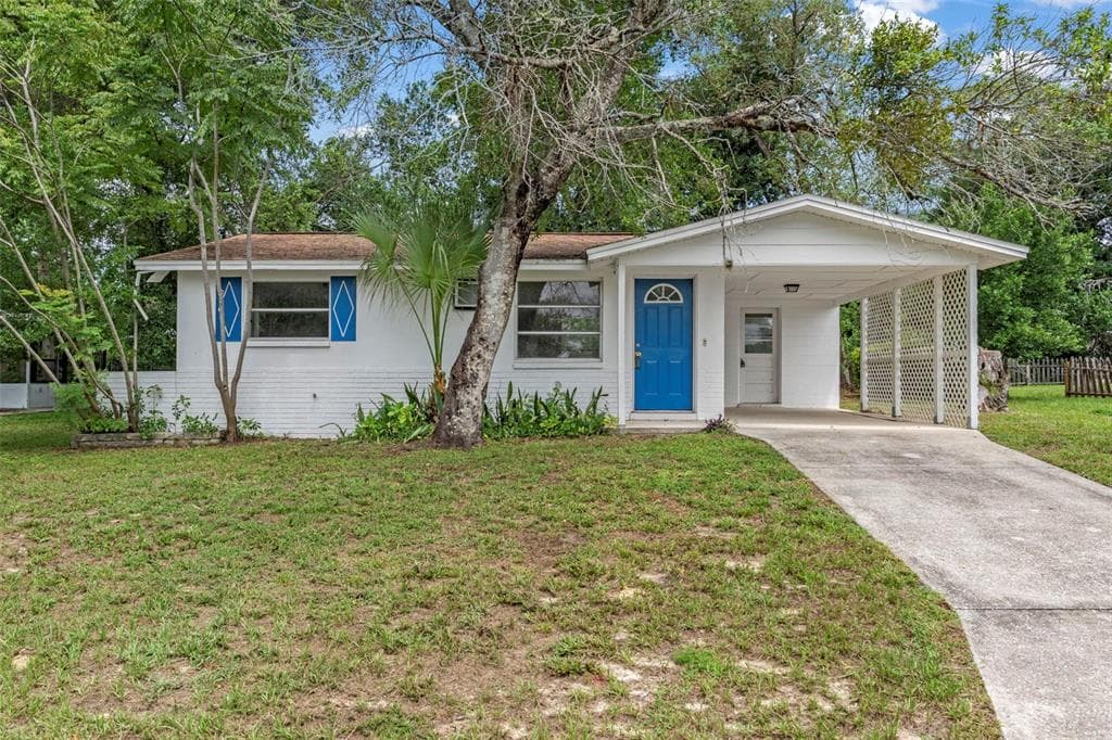 13 OAK KNOLL STREET BEVERLY HILLS, FL 34465