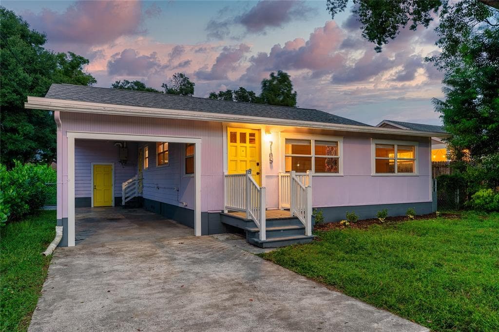 7105 N NAVIN AVENUE TAMPA, FL 33604