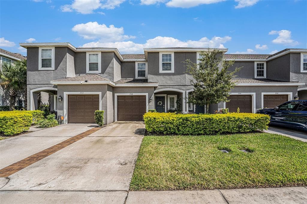2308 ALEE LANE WESLEY CHAPEL, FL 33543