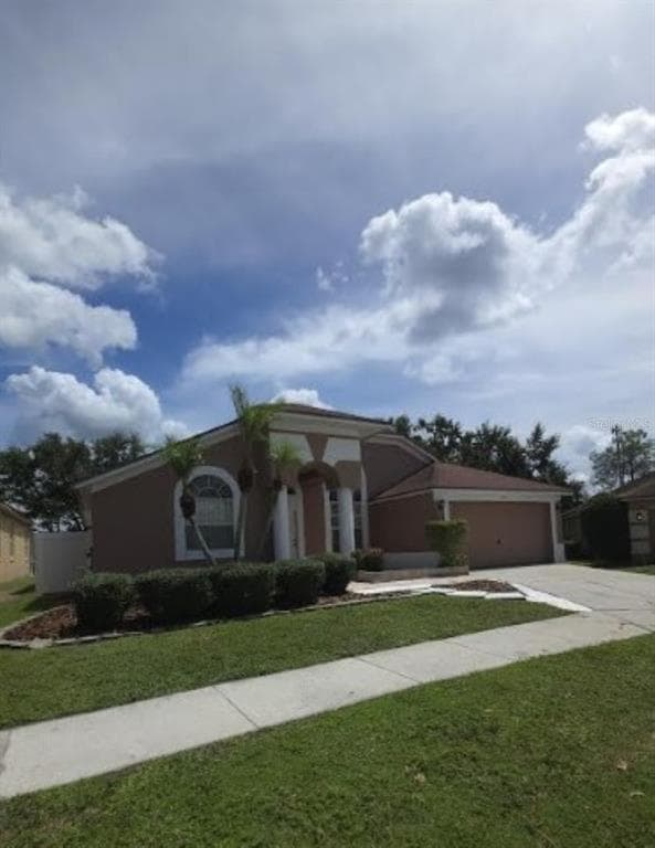 18005 PALM BREEZE DRIVE TAMPA, FL 33647