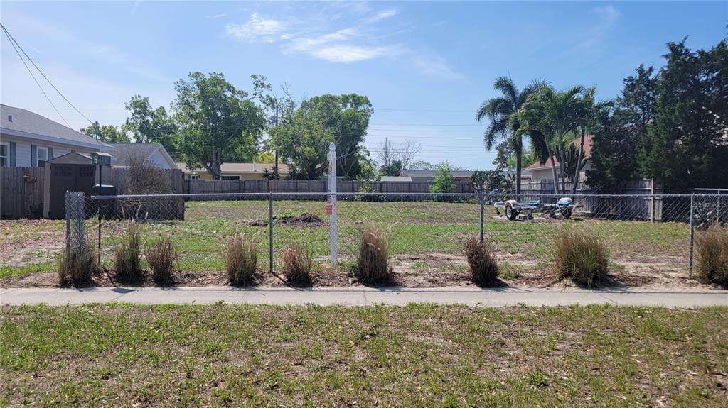 6TH AVENUE SW LARGO, FL 33770