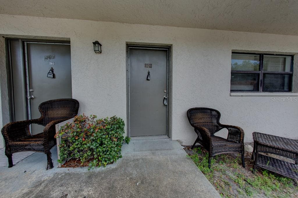 2142 BRADFORD STREET UNIT 306 CLEARWATER, FL 33760