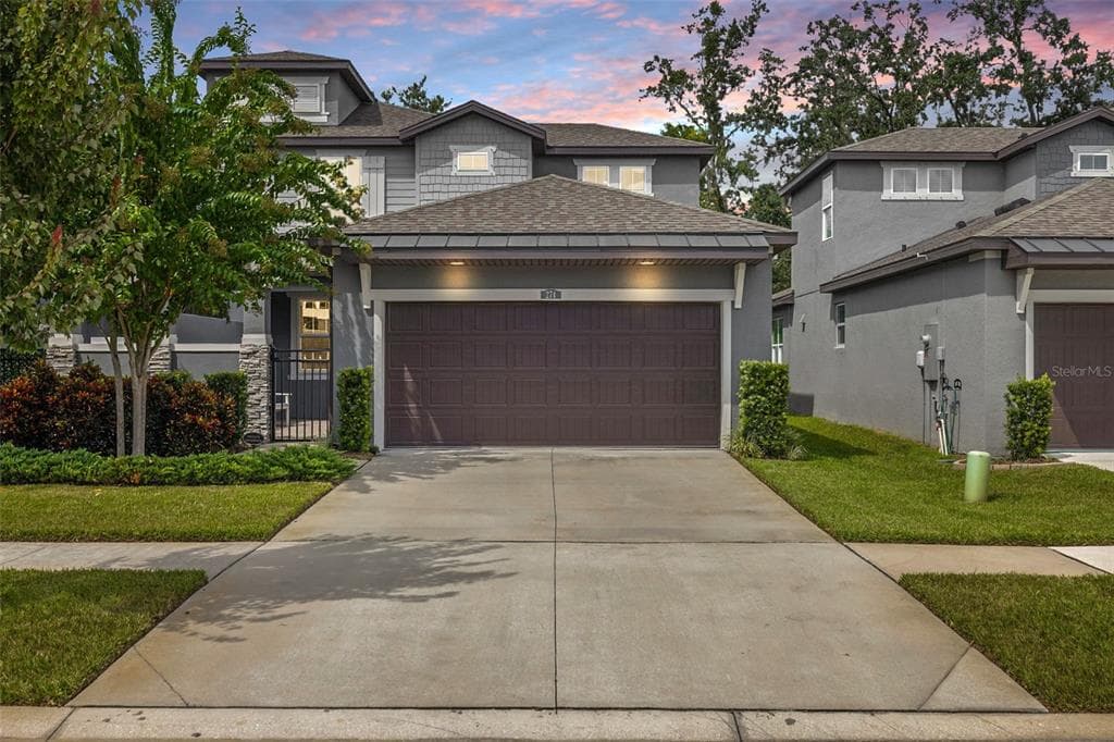 274 VILLA LUNA LANE LUTZ, FL 33549