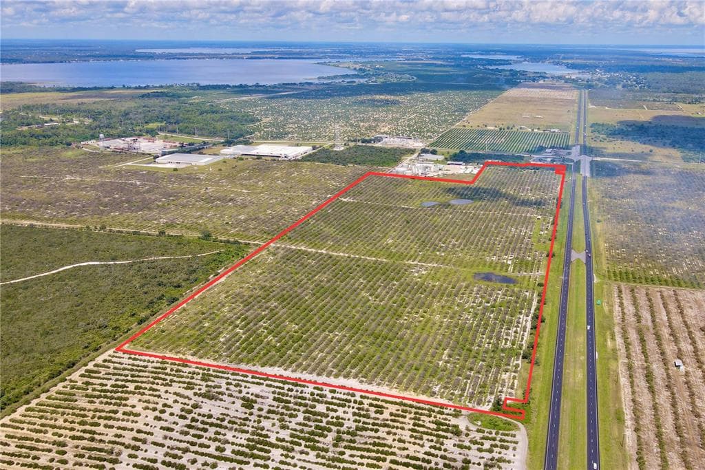 2300 US-27 N VENUS, FL 33960