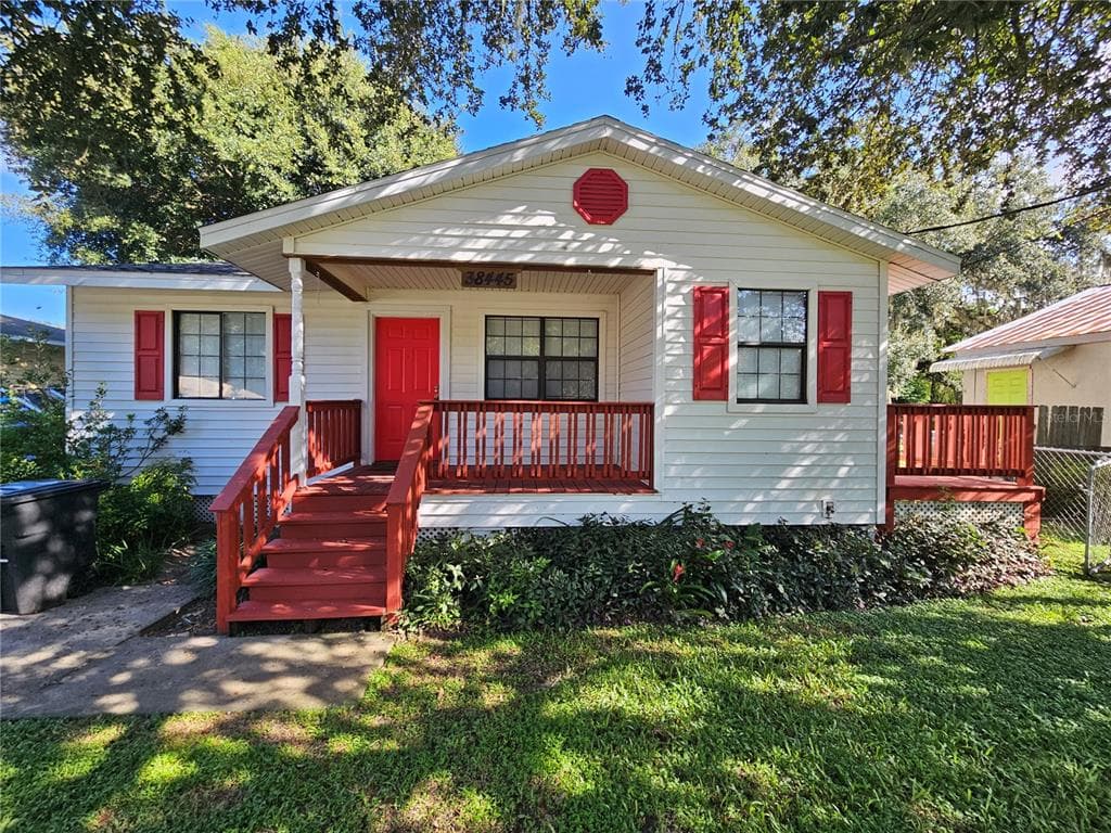 38445 TUCKER AVENUE DADE CITY, FL 33525