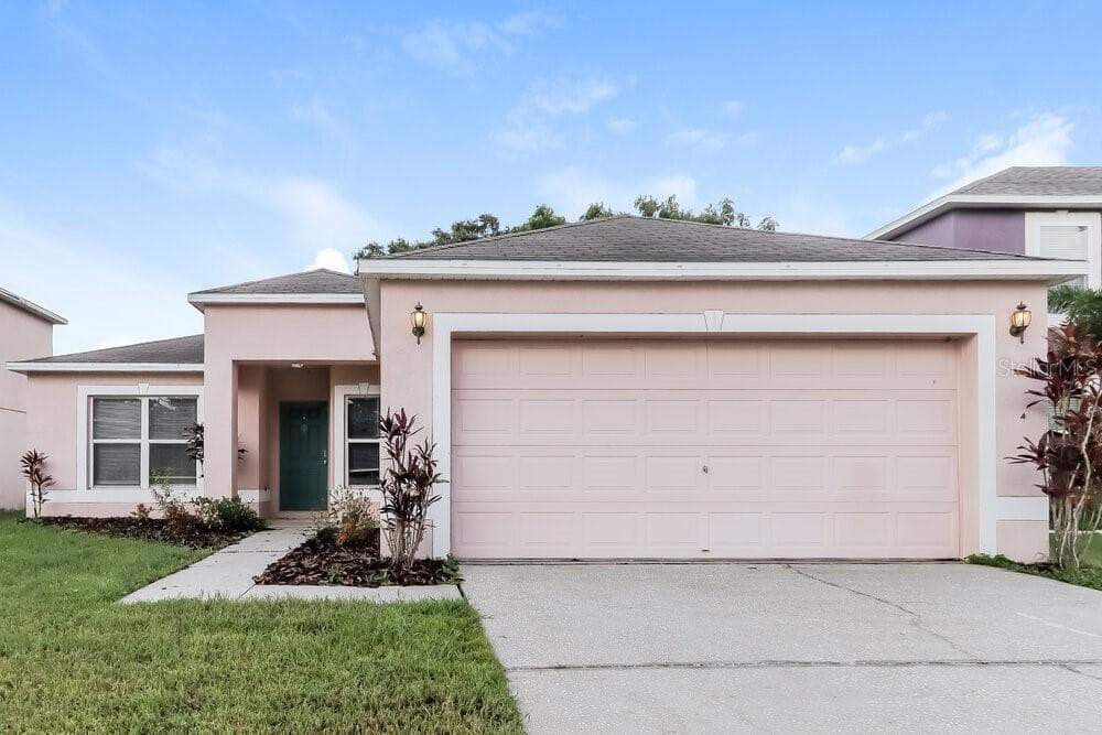 703 MOUNTAIN TOP DRIVE VALRICO, FL 33594