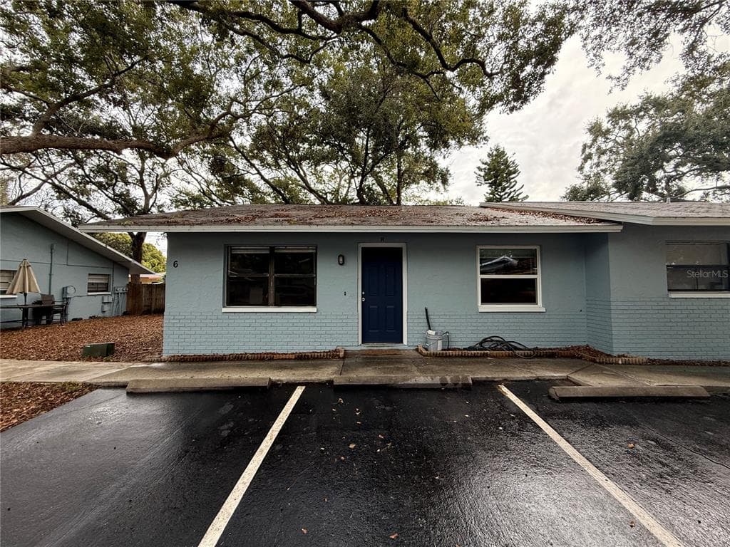 950 BELTREES STREET DUNEDIN, FL 34698