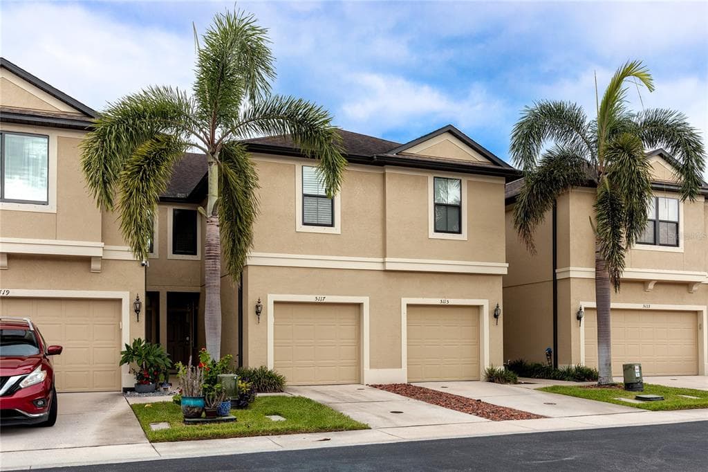 5117 BAY ISLE CIRCLE CLEARWATER, FL 33760