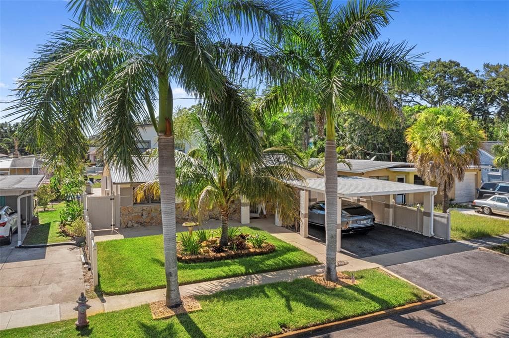 2035 28TH STREET S ST PETERSBURG, FL 33712