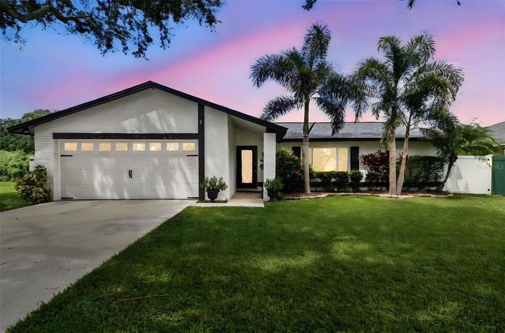 17630 MEADOWBRIDGE DRIVE LUTZ, FL 33549