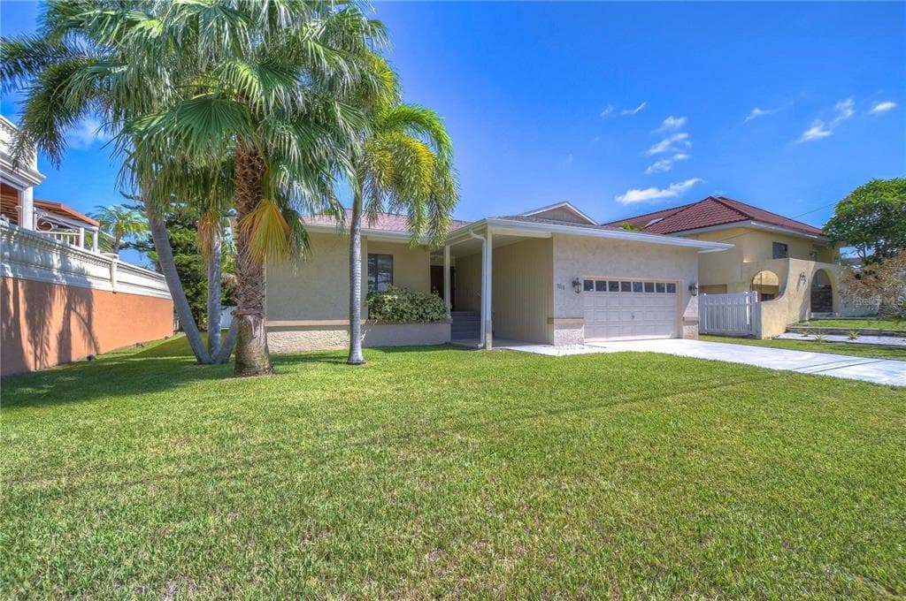 103 BELLE ISLE AVENUE BELLEAIR BEACH, FL 33786