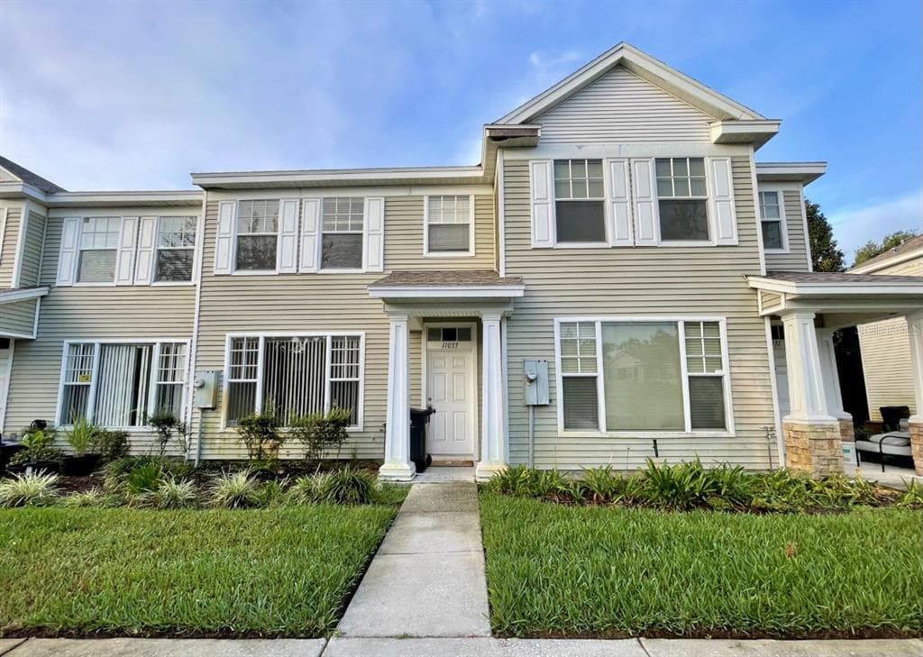 11033 BLACK SWAN COURT SEFFNER, FL 33584