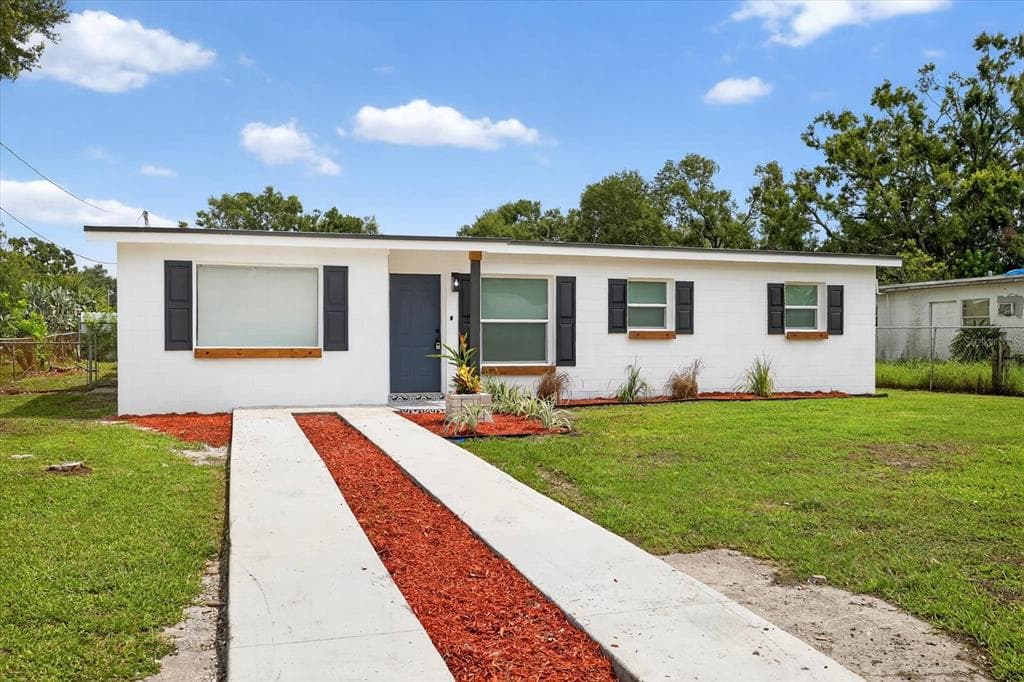 4920 S 82ND STREET TAMPA, FL 33619