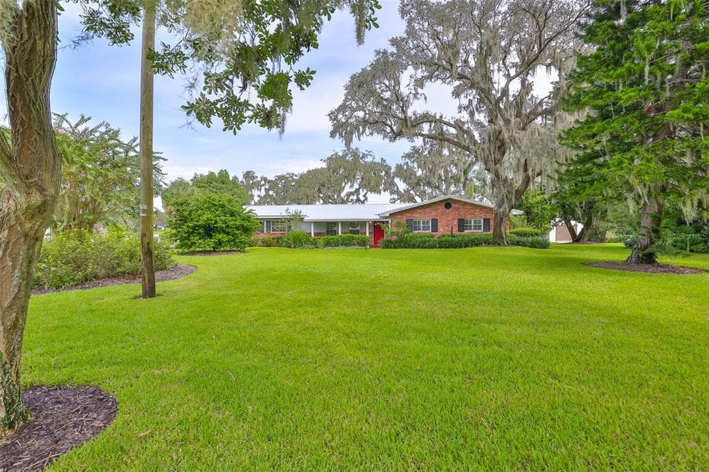 14028 BLACKJACK ROAD DOVER, FL 33527