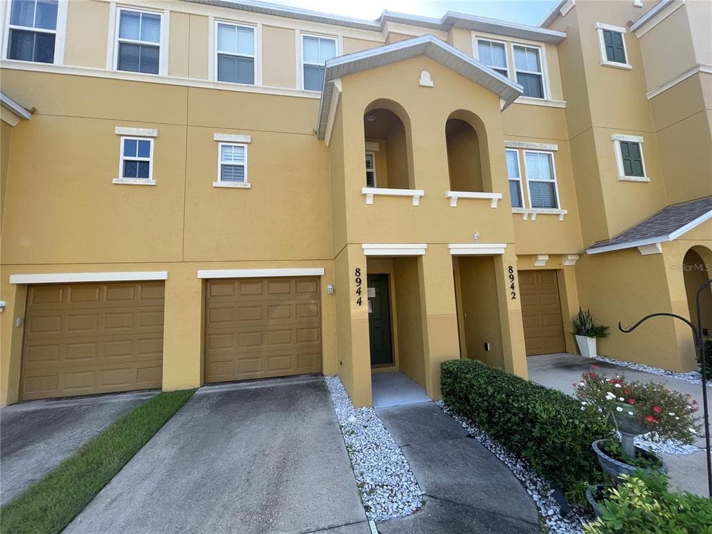 8944 WHITE SAGE LOOP UNIT 3204 LAKEWOOD RANCH, FL 34202