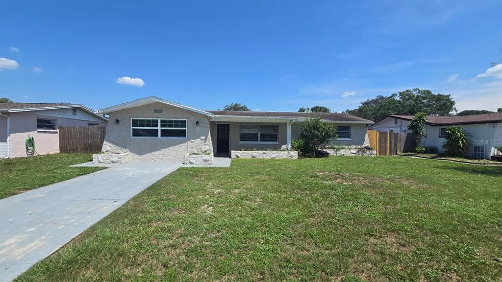 2846 RAVEN DRIVE HOLIDAY, FL 34690