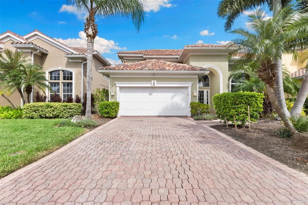 304 9TH AVENUE E PALMETTO, FL 34221