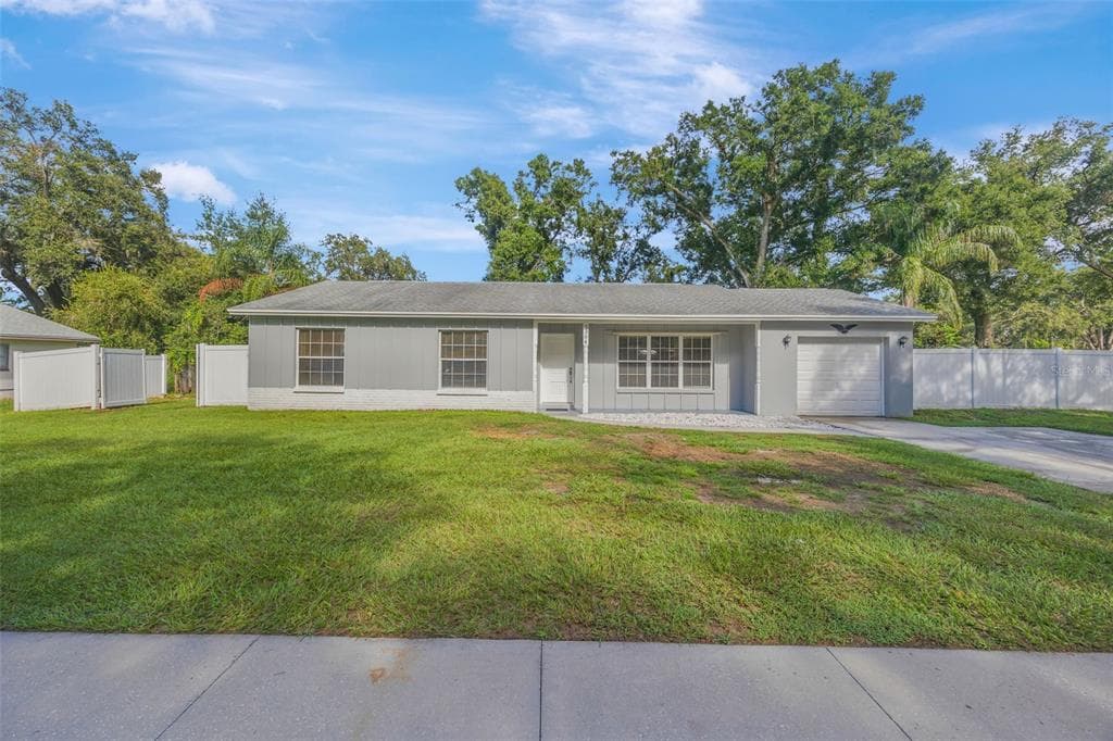 2304 BANDY DRIVE SEFFNER, FL 33584