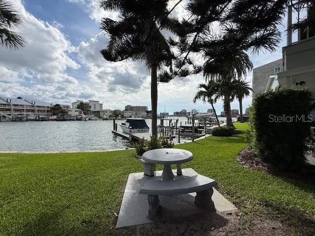 430 LARBOARD WAY UNIT 3 CLEARWATER BEACH, FL 33767