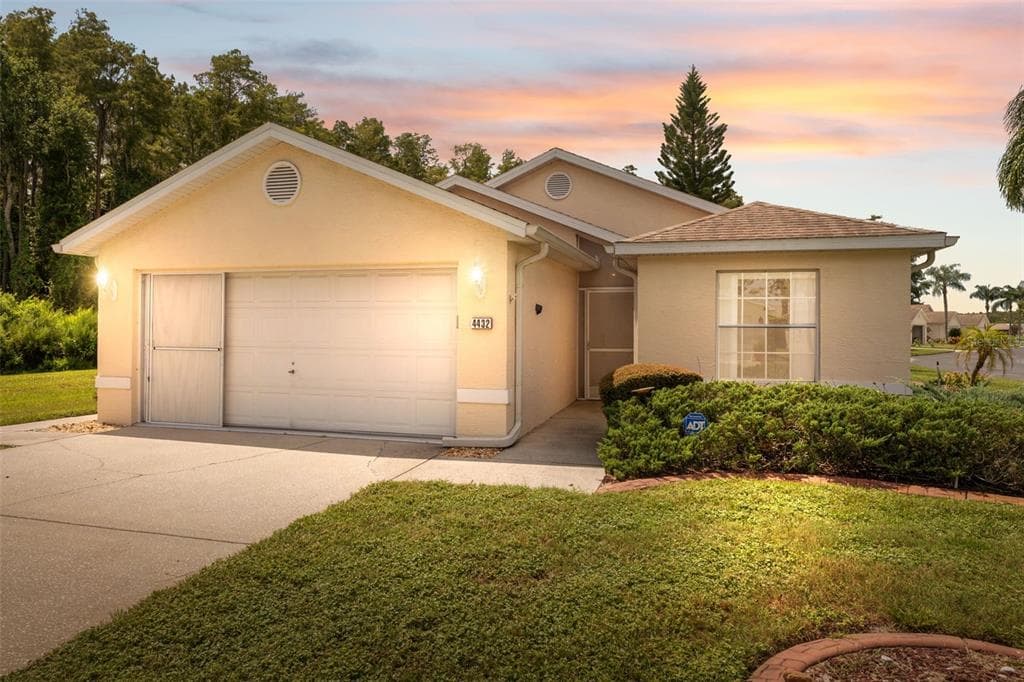 4432 WHITTON WAY NEW PORT RICHEY, FL 34653