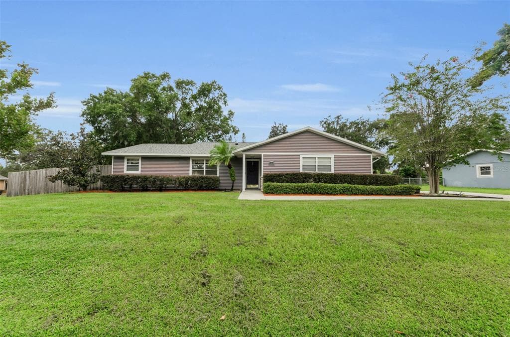 11829 ORANGE STREET SAN ANTONIO, FL 33576