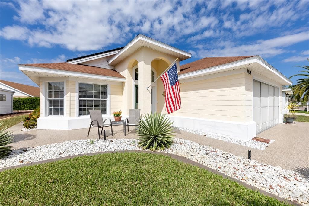 1735 CHALLENGER AVENUE DAVENPORT, FL 33897