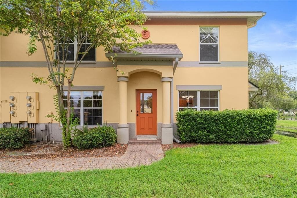 104 COQUINA BAY DRIVE ST PETERSBURG, FL 33705