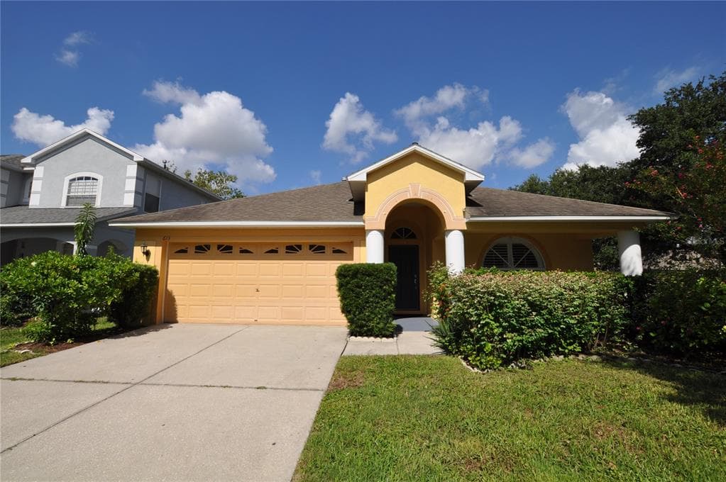 613 STRAW LAKE DRIVE BRANDON, FL 33510