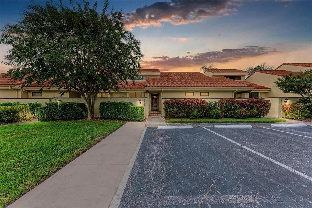 5362 HUNTINGWOOD COURT UNIT 16 SARASOTA, FL 34235