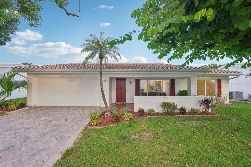 9218 39TH LANE N PINELLAS PARK, FL 33782