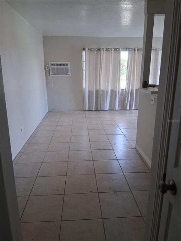 7118 5TH AVENUE N UNIT A ST PETERSBURG, FL 33710