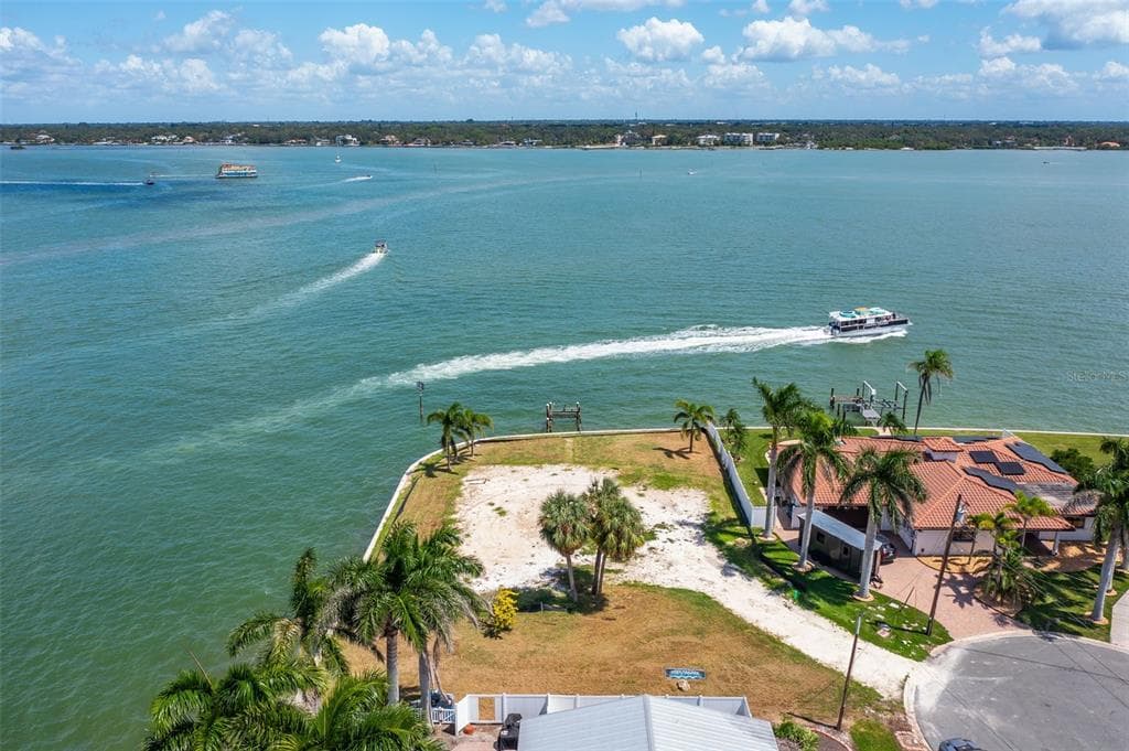 840 123RD AVENUE TREASURE ISLAND, FL 33706