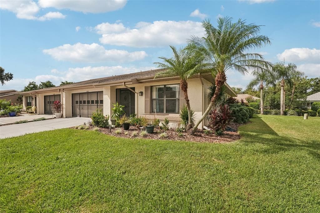 1604 LELAND DRIVE SUN CITY CENTER, FL 33573