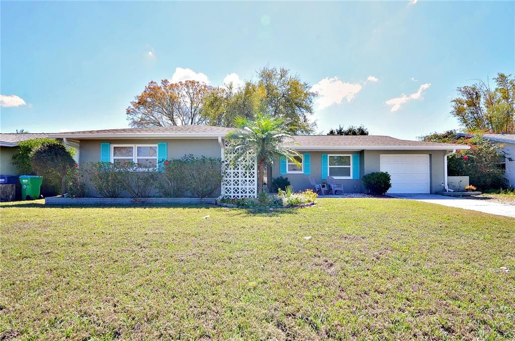 10994 90TH TERRACE SEMINOLE, FL 33772