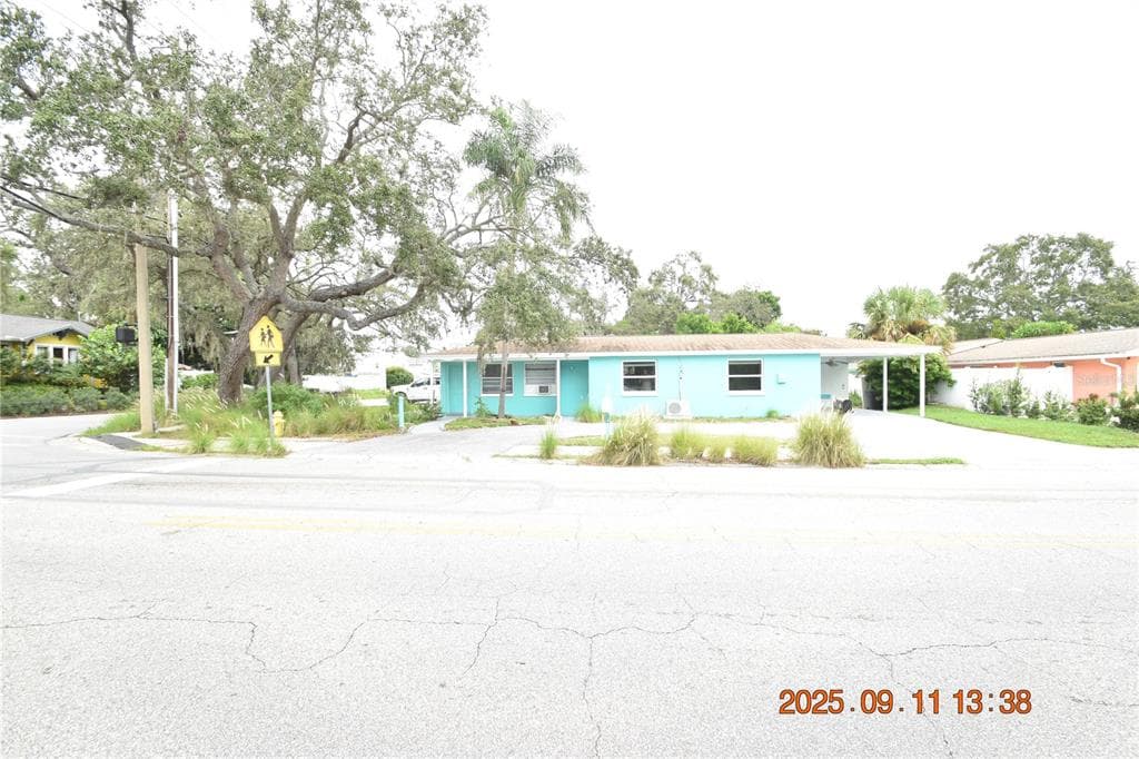 600 BELTREES STREET UNIT 600 DUNEDIN, FL 34698