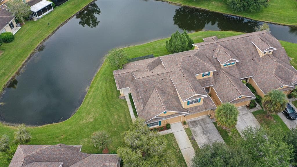 20312 NOBLE OAK PLACE TAMPA, FL 33647