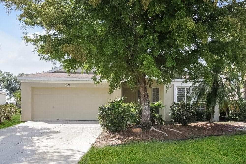 4549 ABACOS PLACE BRADENTON, FL 34203