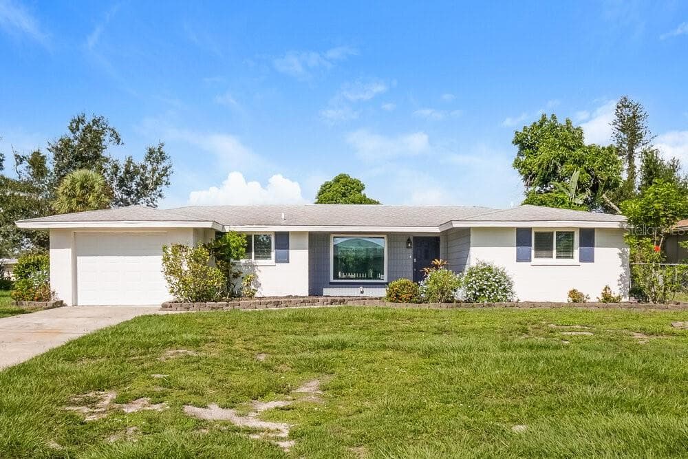 1516 W NEPONSIT DRIVE VENICE, FL 34293