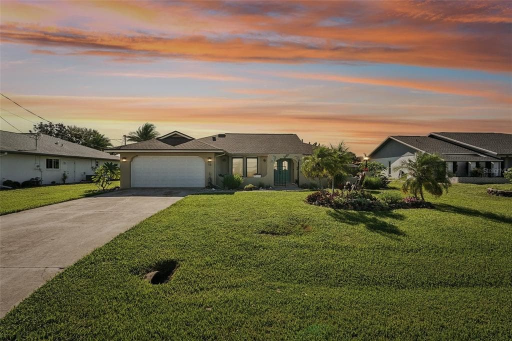 13 BUNKER LANE ROTONDA WEST, FL 33947