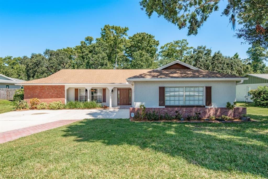 2837 LONGLEAF LANE PALM HARBOR, FL 34684