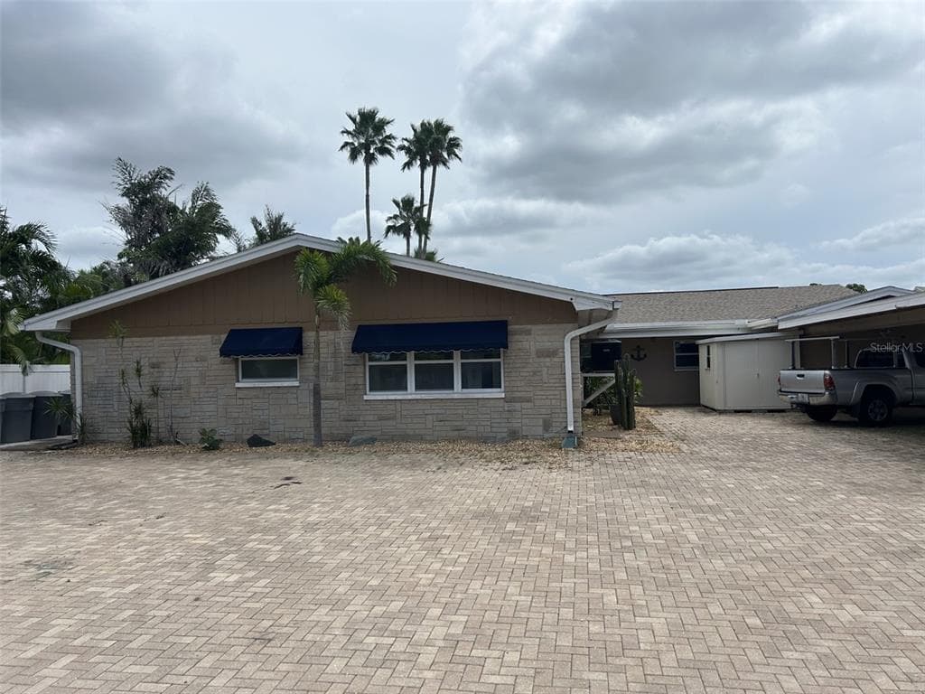 365 CAPRI BOULEVARD TREASURE ISLAND, FL 33706