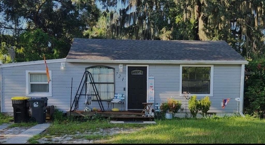 721 PILAKLAKAHA AVENUE AUBURNDALE, FL 33823
